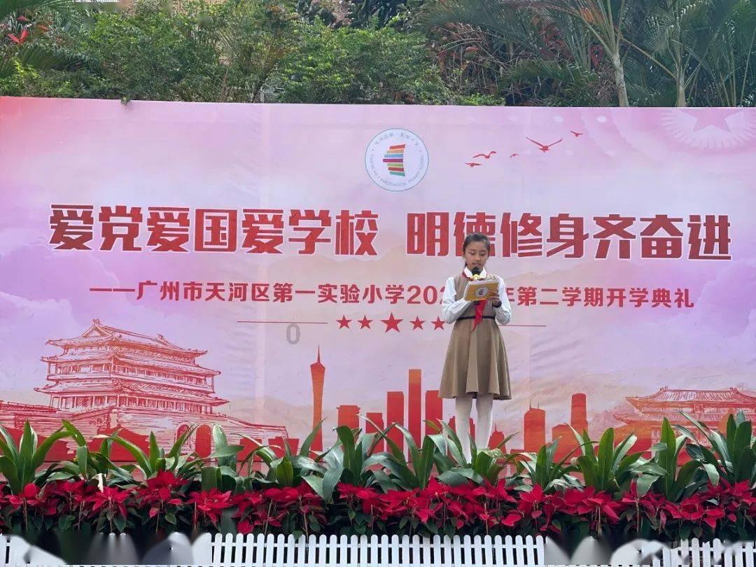 小猫钓鱼游戏龙王版有船